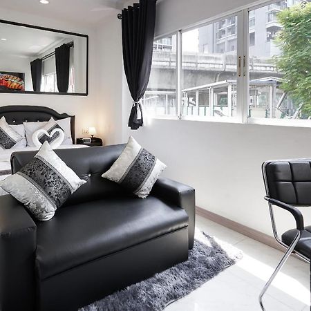 Thonglor Suites Hotel Bangkok Kültér fotó