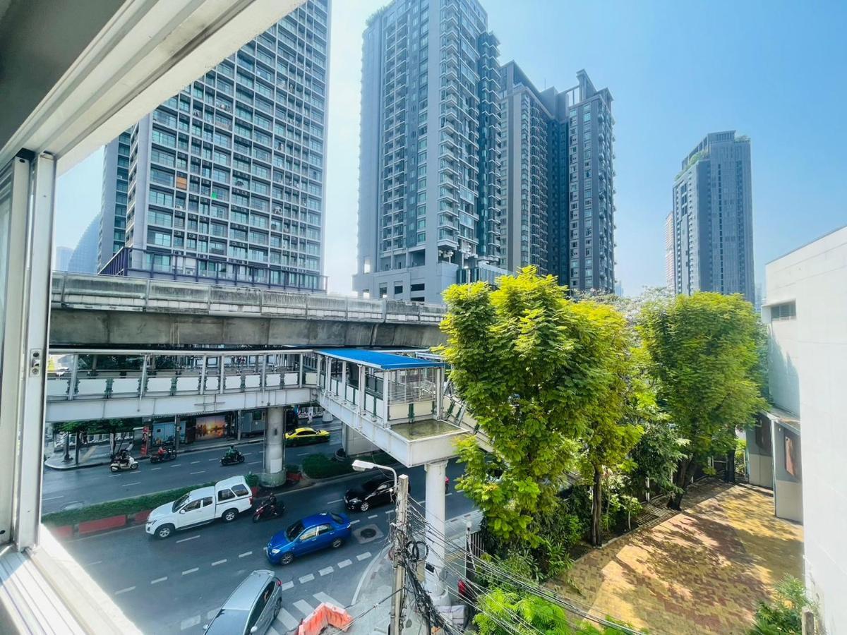Thonglor Suites Hotel Bangkok Kültér fotó