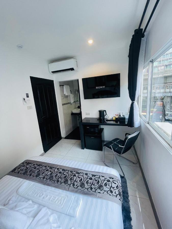 Thonglor Suites Hotel Bangkok Kültér fotó