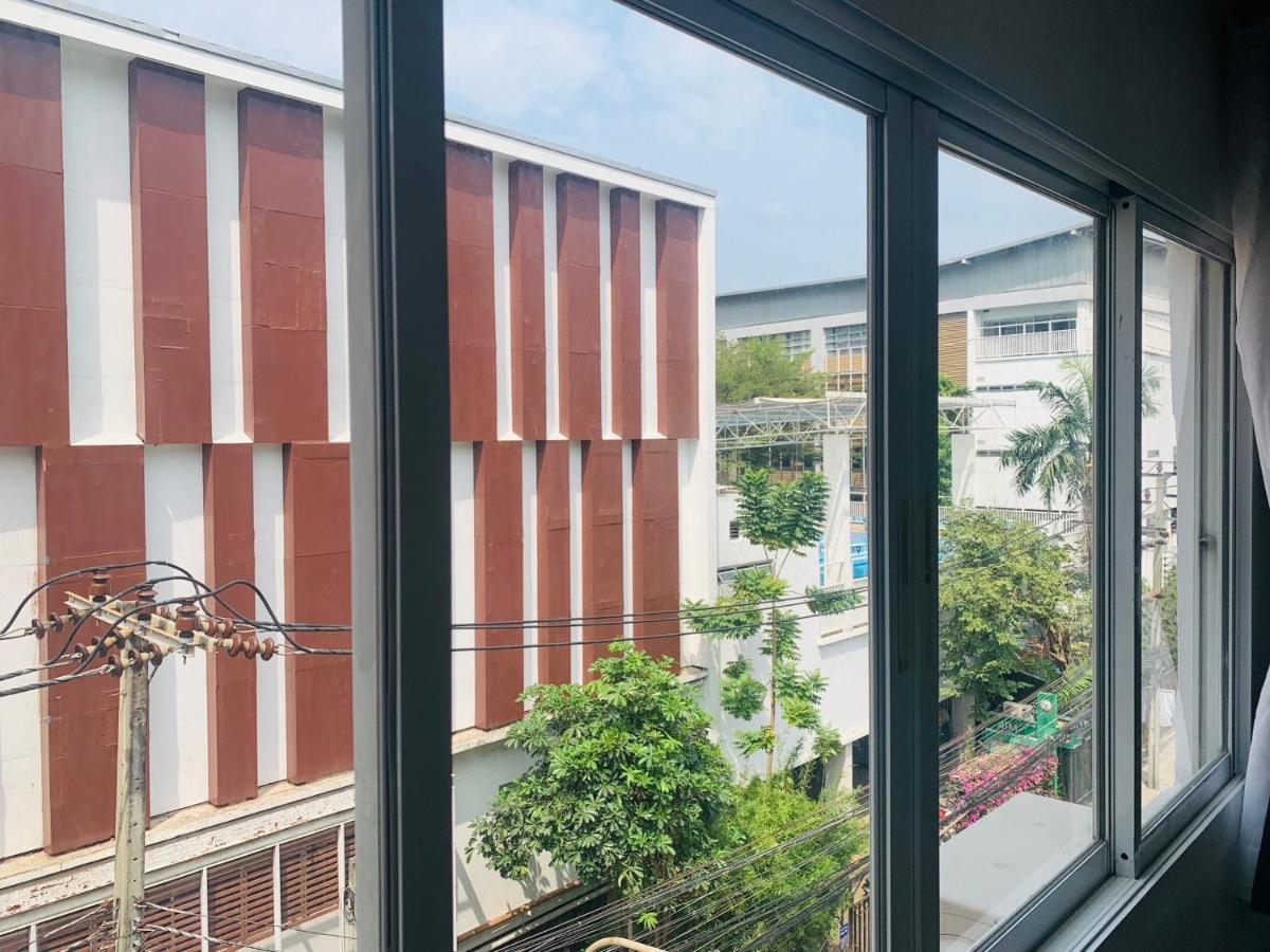 Thonglor Suites Hotel Bangkok Kültér fotó
