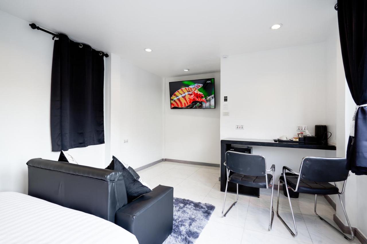 Thonglor Suites Hotel Bangkok Kültér fotó